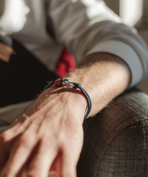 - imageBracelet bleu marin